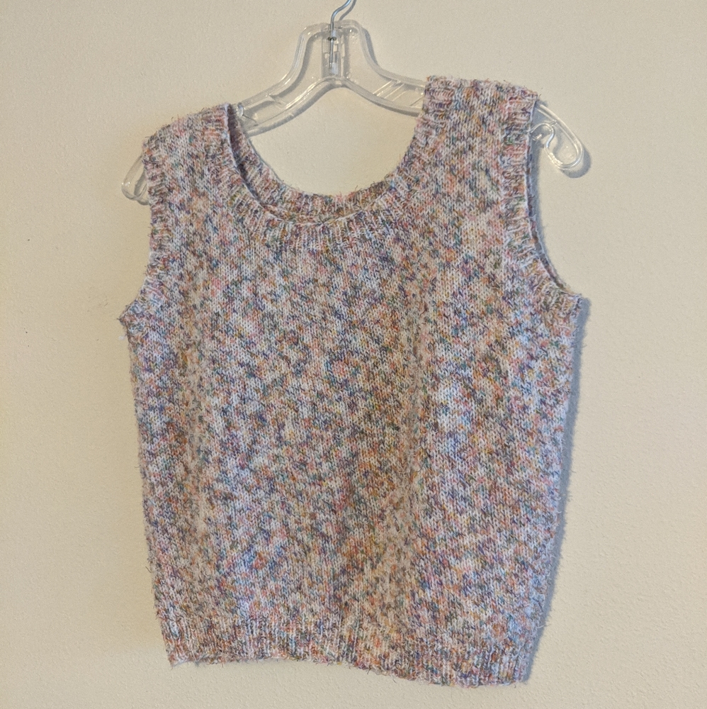 3/$20 🌟 Sweater Vest